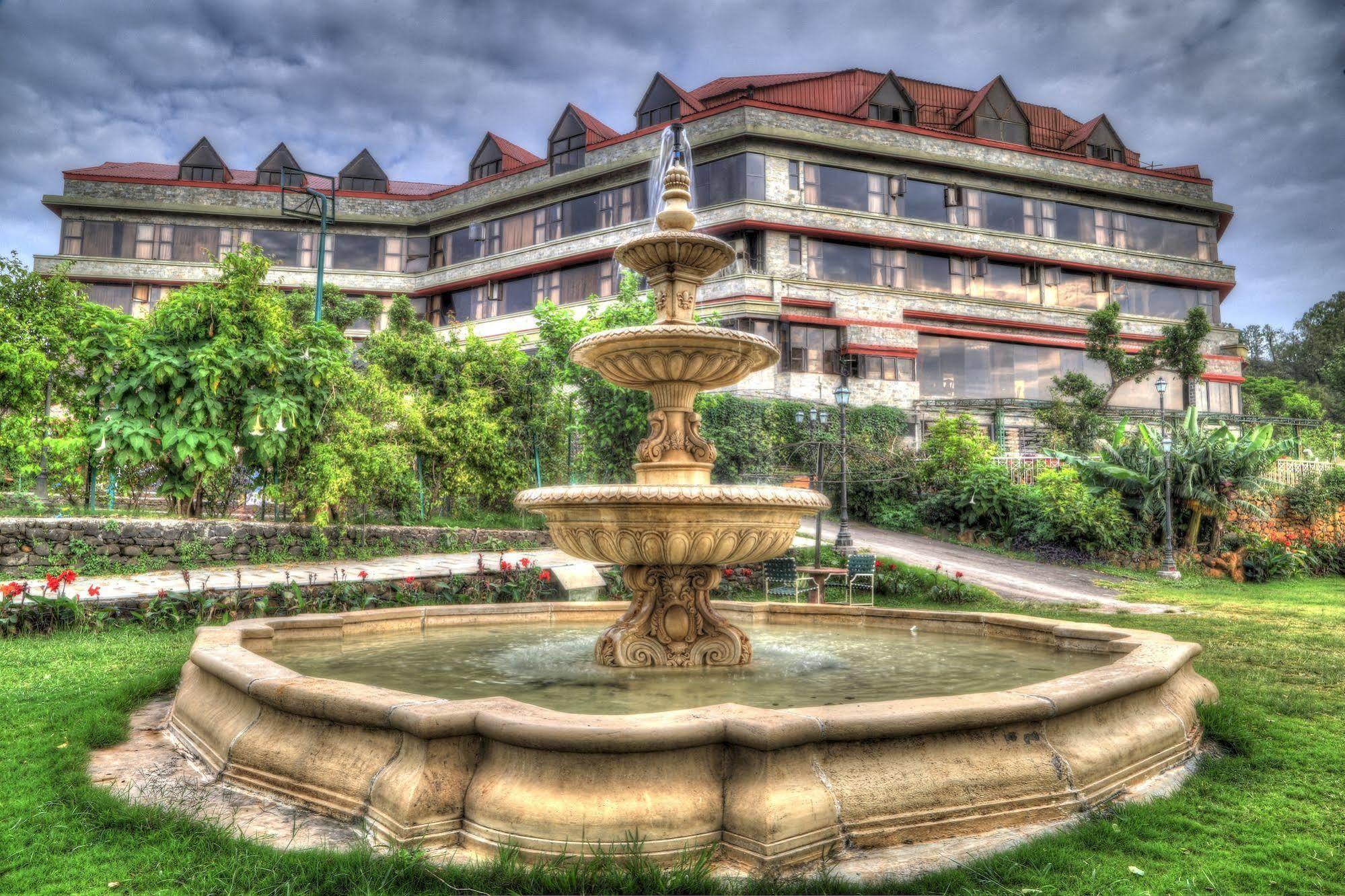 Ravine Hotel Panchgani Luaran gambar